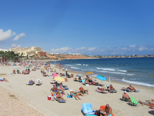 The beach of La Glea in Campoamor