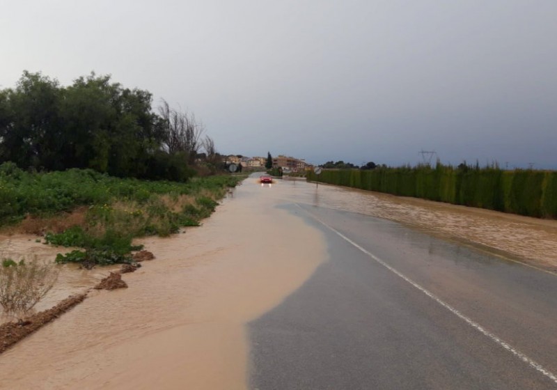 <span style='color:#780948'>ARCHIVED</span> - 8 roads still closed by flooding in the Campo de Cartagena