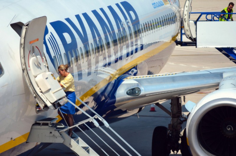 <span style='color:#780948'>ARCHIVED</span> - Ryanair cancels dozens of UK to Spain flights between January and March