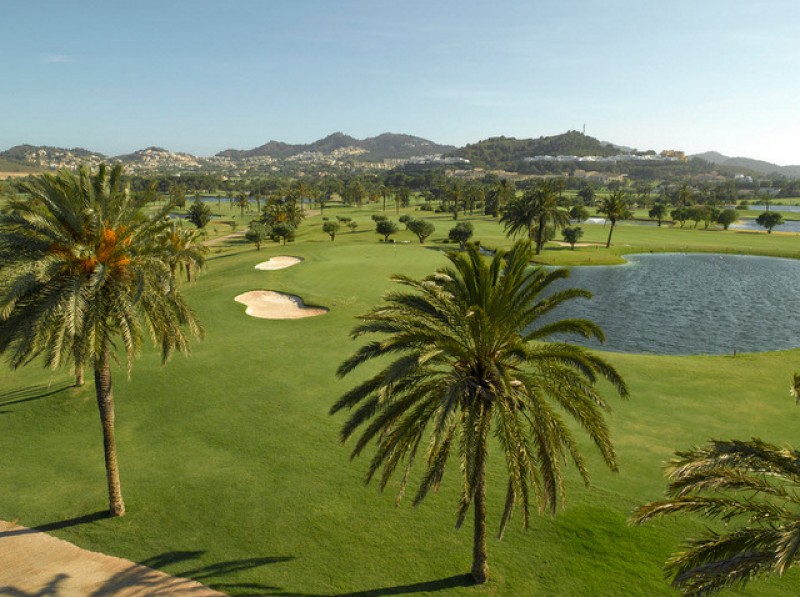 <span style='color:#780948'>ARCHIVED</span> - 160 personnel will be laid off at the La Manga Club in April