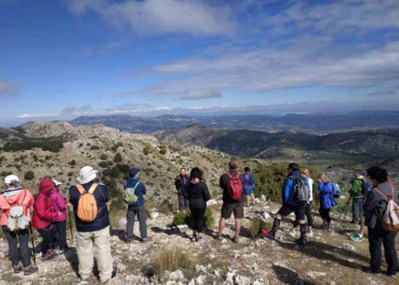 <span style='color:#780948'>ARCHIVED</span> - May 21 Free guided climb to see The Treasures of the Peaks of Sierra Espuña