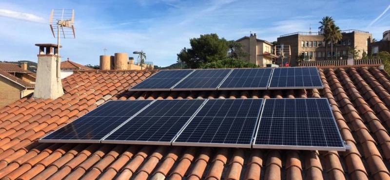 <span style='color:#780948'>ARCHIVED</span> - Alhama offers tax rebates of up to 90 per cent to install solar panels