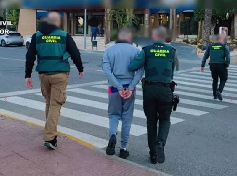 Irishman held in connection with large-scale cannabis smuggling operation in Alicante