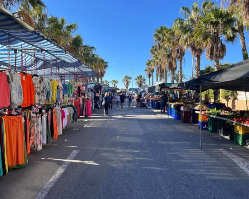 Night market returns to Cabo Roig this summer