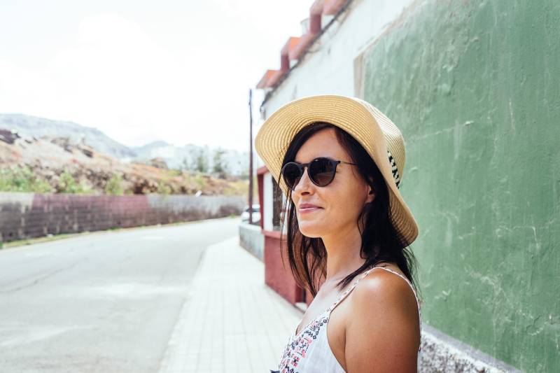 Andalusians spend 8% less on summer holidays this year while foreign visitor spending rises