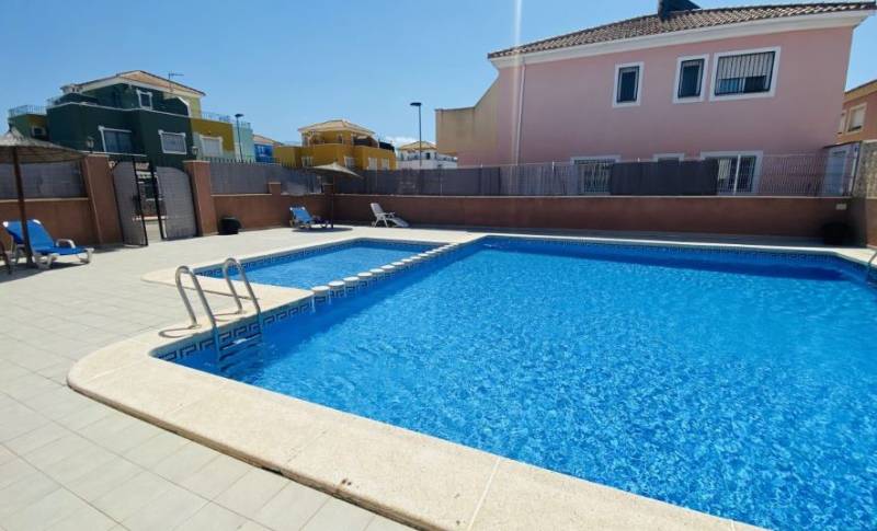 4-bed townhouse with underbuild in Los Alcázares for just €294,999