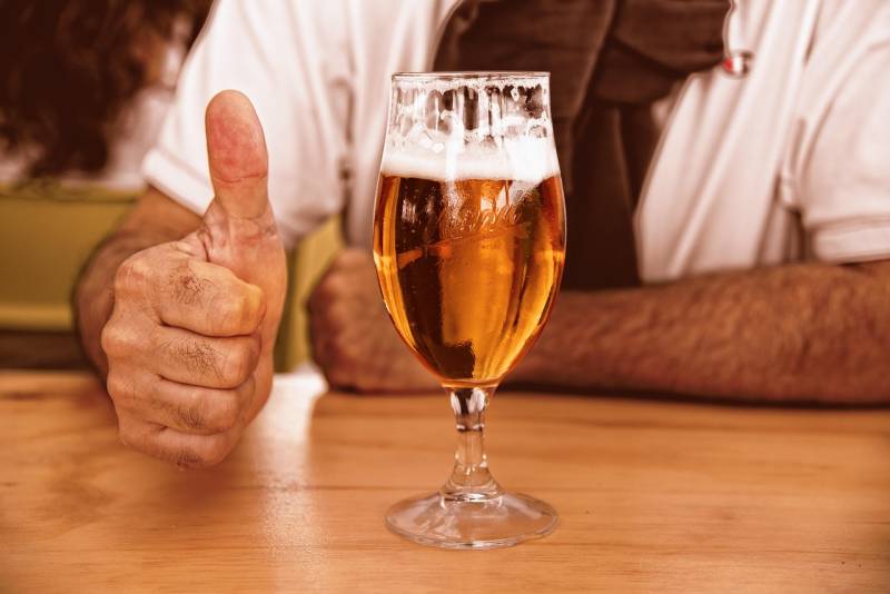 Spain raises a glass to non-alcoholic beer as it tops Europe in sales and production