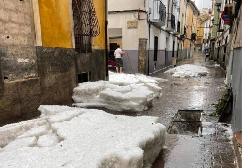 Emergency aid for Murcia residents and businesses affected by storms and fires