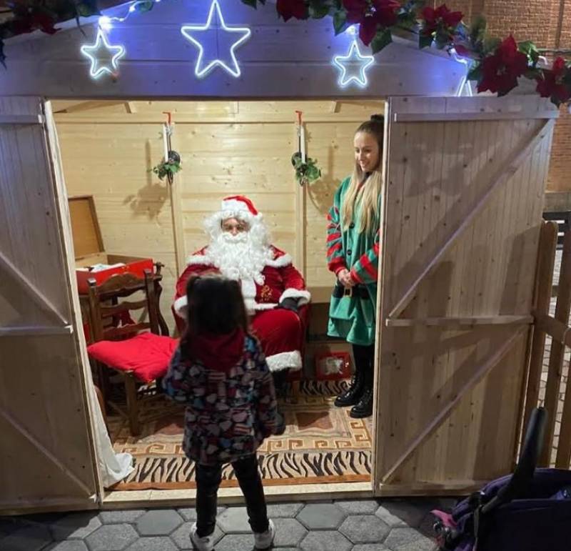 December 18 to 23 Santa Claus takes up residence in Los Alcázares!