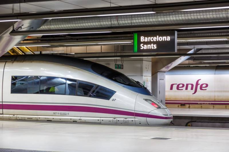 Spain's rail crisis continues as new incidents affect high-speed and commuter services
