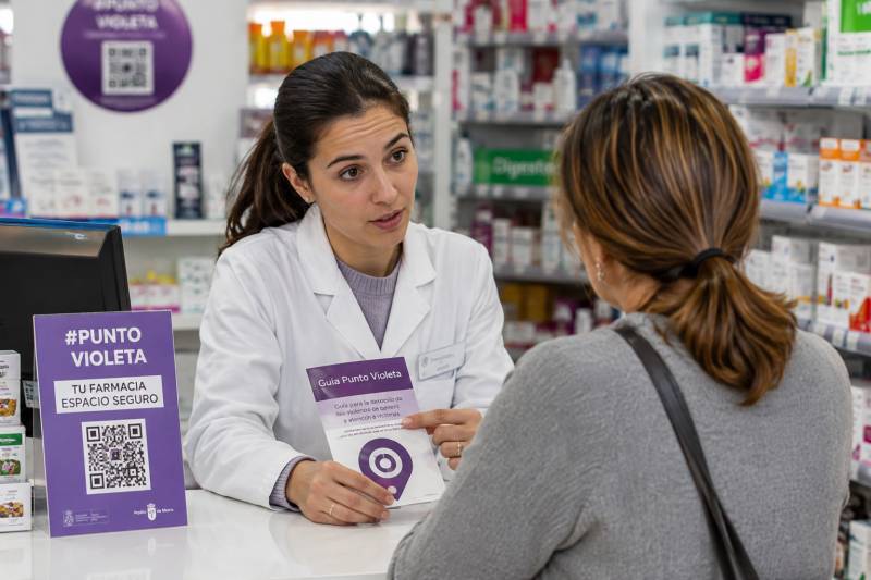 Murcia's pharmacies step up as safe spaces for victims of gender-based violence