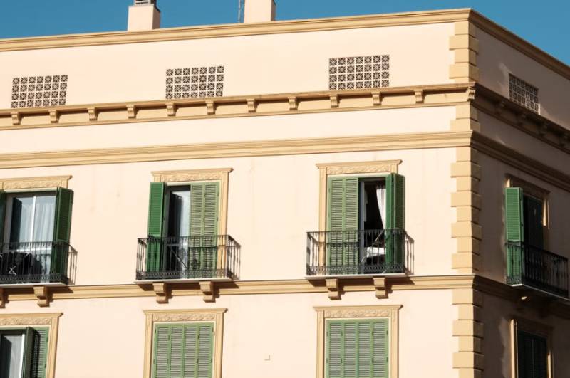 This is the home Spain actually wants, and the price it's willing to pay